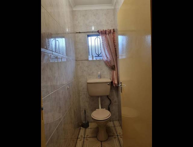 3 BEDROOM HOUSE FOR SALE IN SPRUITVIEW